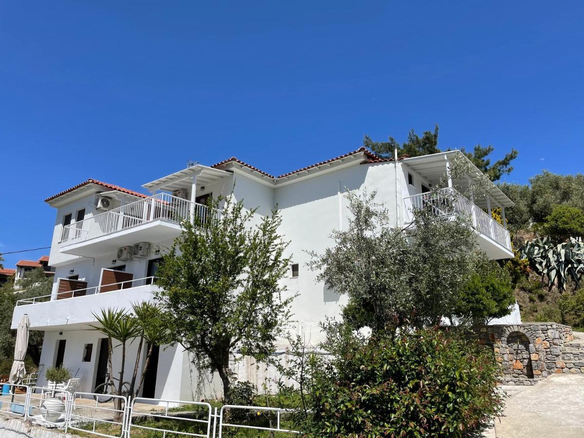 Golden Evelyn Aparthotel Agia Paraskevi  Exterior photo